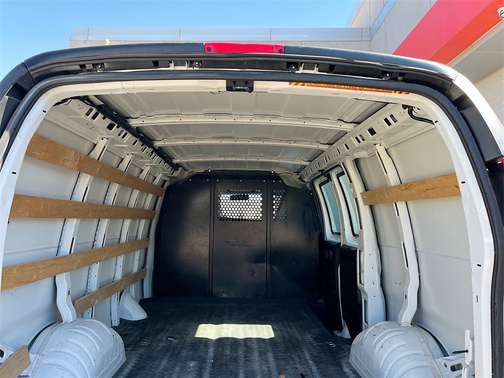 Used 2022 Chevrolet Express 2500 w/ Driver Convenience Package image 20