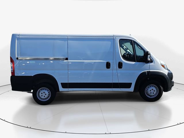 Used 2025 RAM ProMaster 2500 w/ Convenience Group FWD video 2