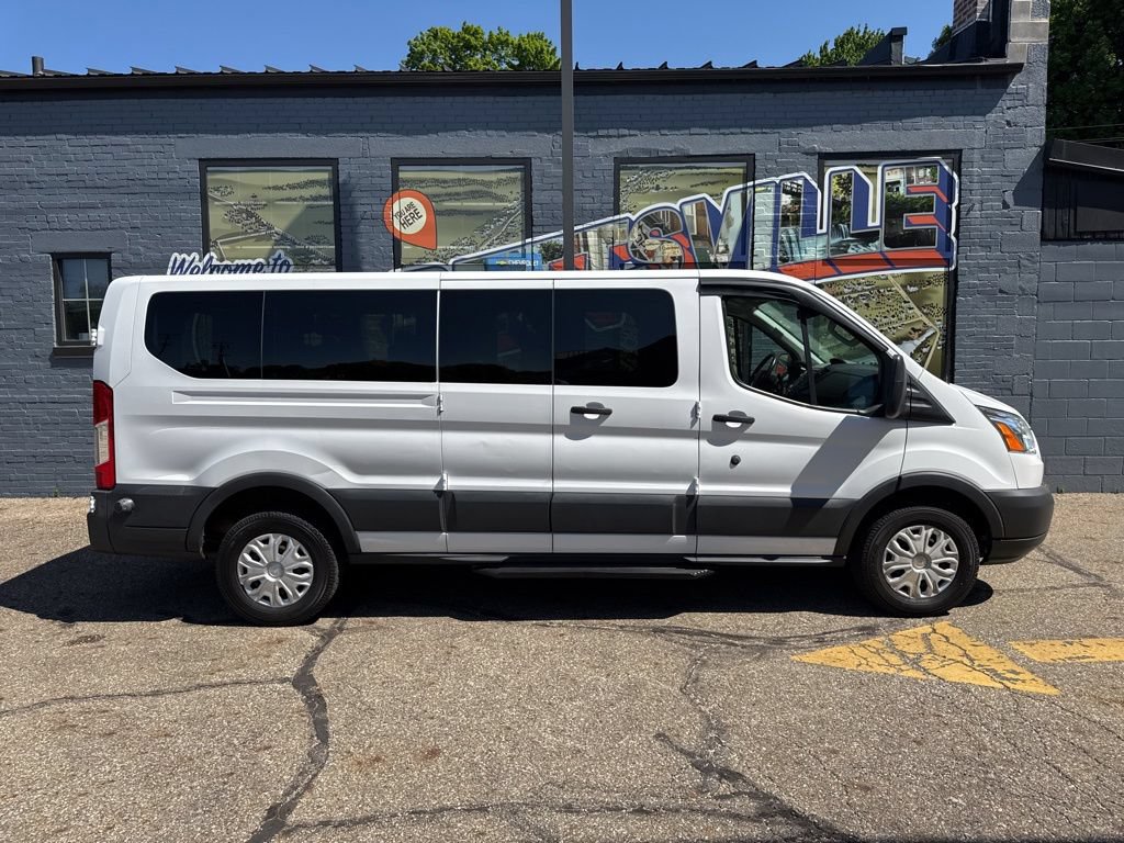 Used 2016 Ford Transit 350 XLT RWD image 29
