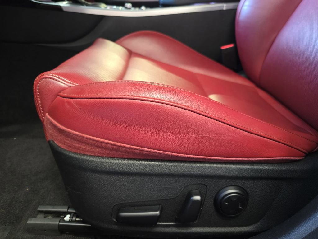 Used 2021 Kia Stinger GT image 28