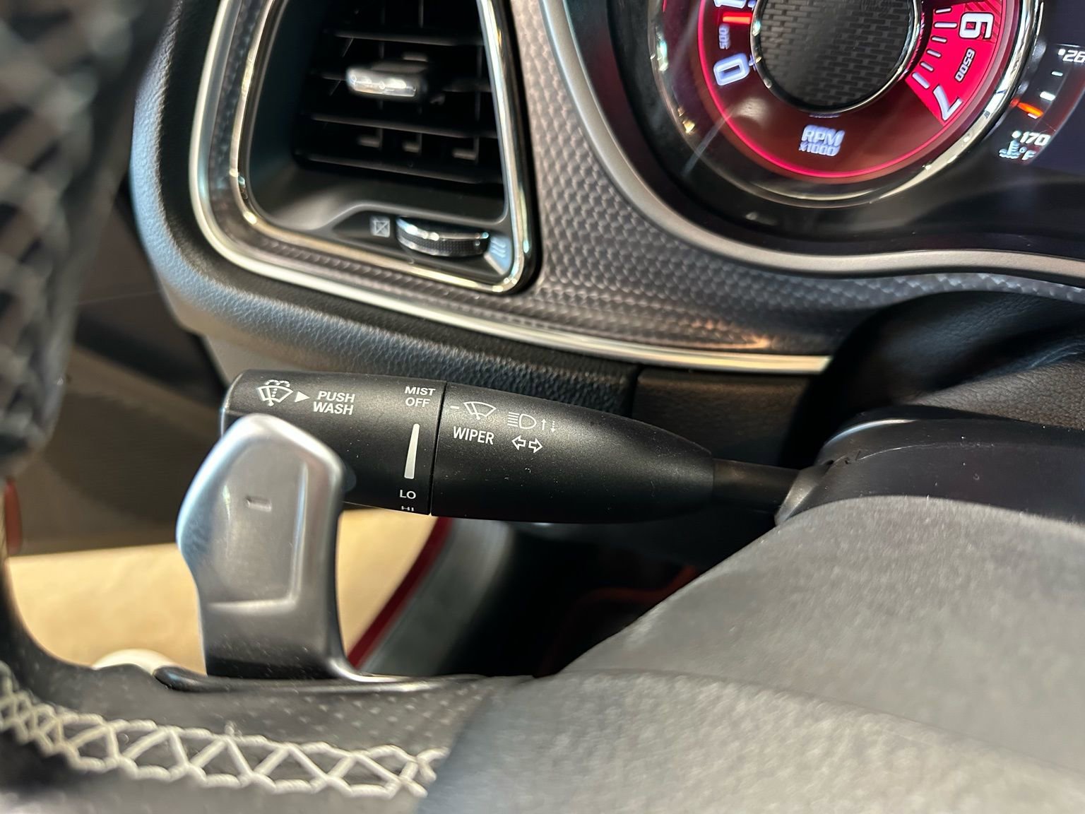 Used 2018 Dodge Challenger SRT Hellcat image 25