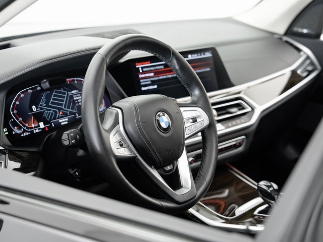 Used 2021 BMW X7 xDrive40i w/ Premium Package image 9