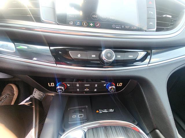 Used 2023 Buick Enclave Essence w/ Experience Buick Package image 26
