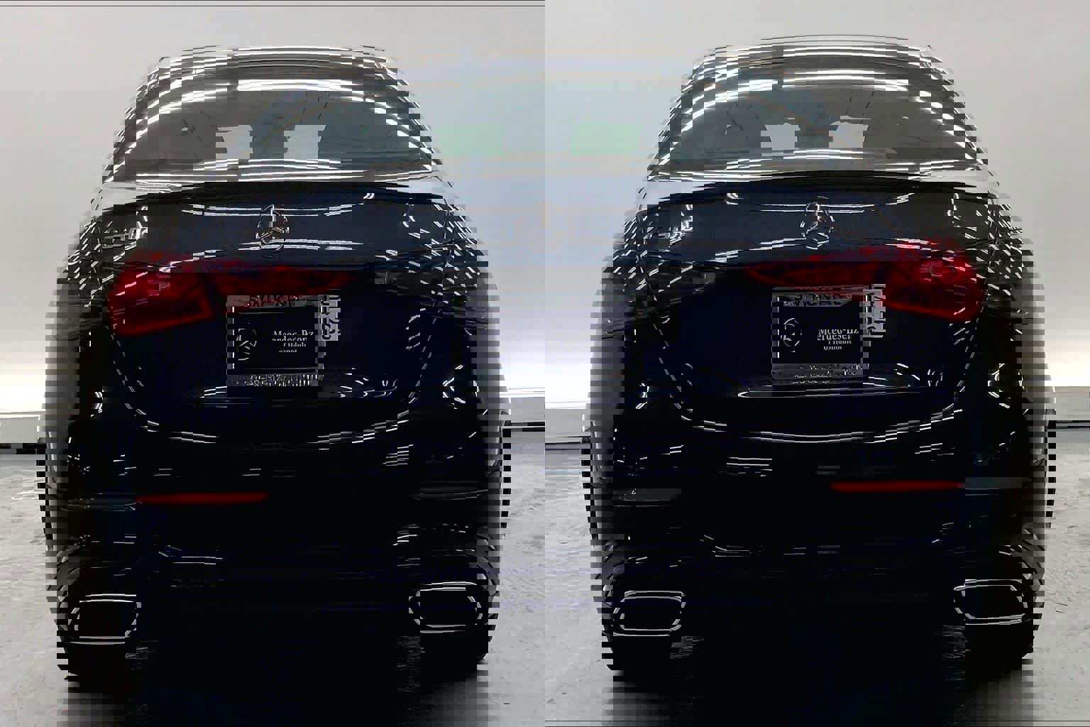 Used 2023 Mercedes-Benz C 300 Sedan image 3