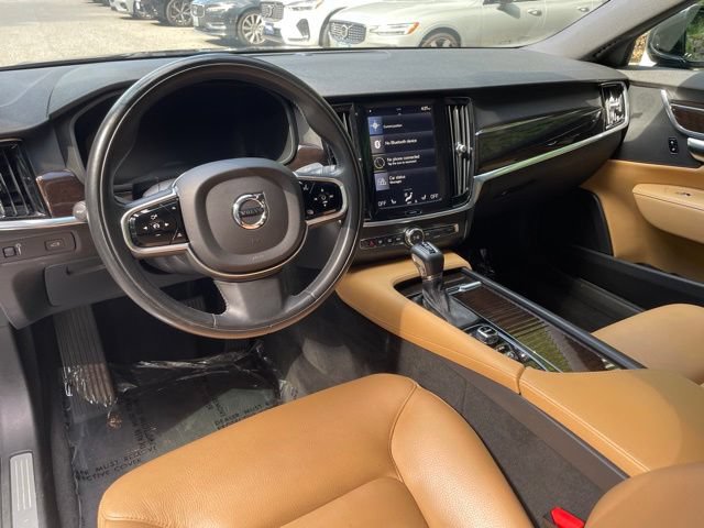 Used 2018 Volvo S90 T5 Momentum w/ Protection Package Premier FWD image 16