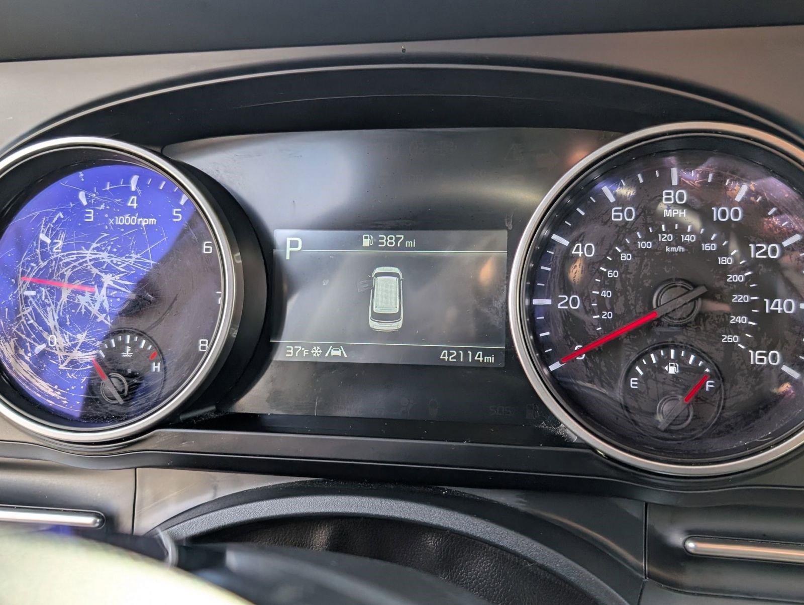 Used 2024 Kia Carnival LX image 21