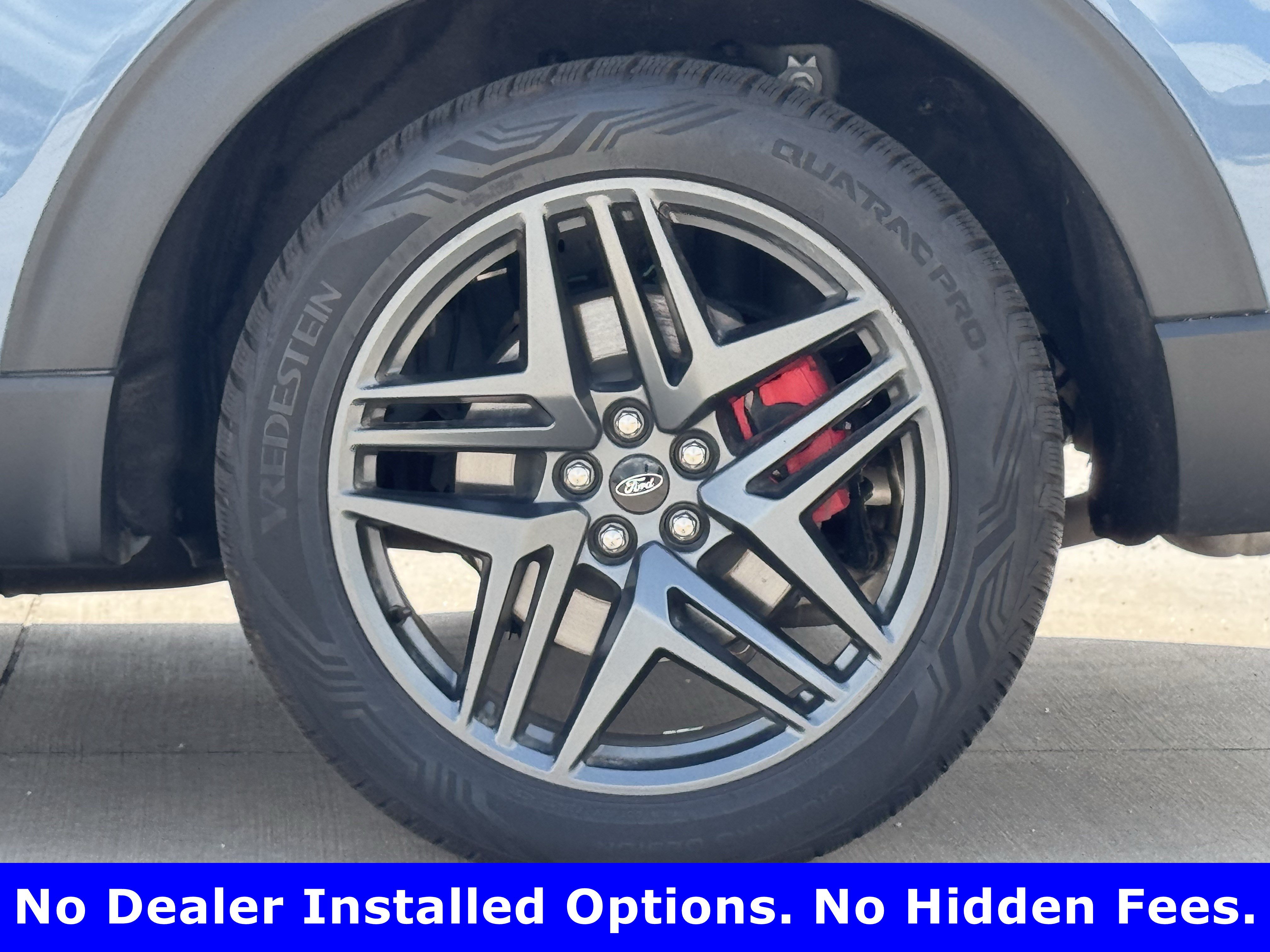 Used 2025 Ford Explorer ST AWD/4WD image 8