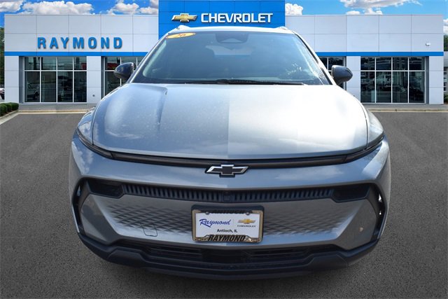 New 2026 Chevrolet Equinox EV LT w/ LPO, Blackout Package image 9