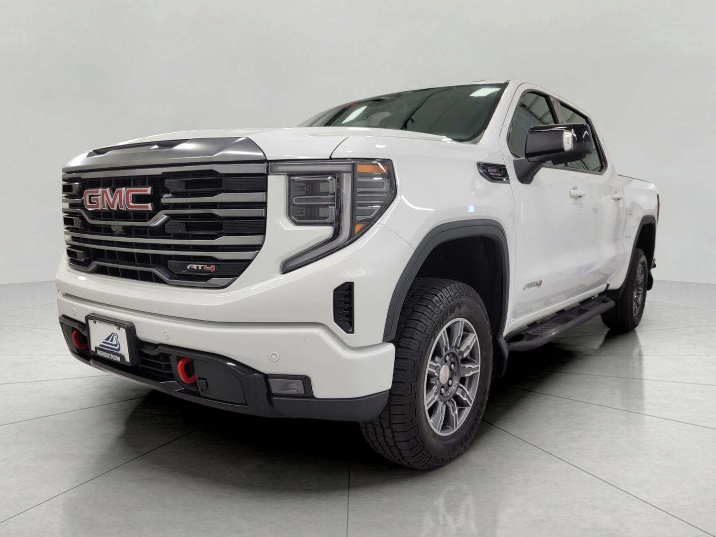Certified 2024 GMC Sierra 1500 AT4 w/ AT4 Preferred Package AWD/4WD image 13