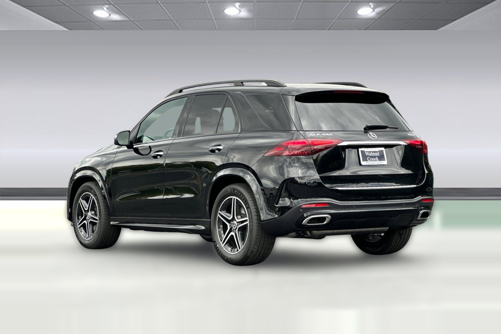 New 2026 Mercedes-Benz GLE 450 4MATIC image 3