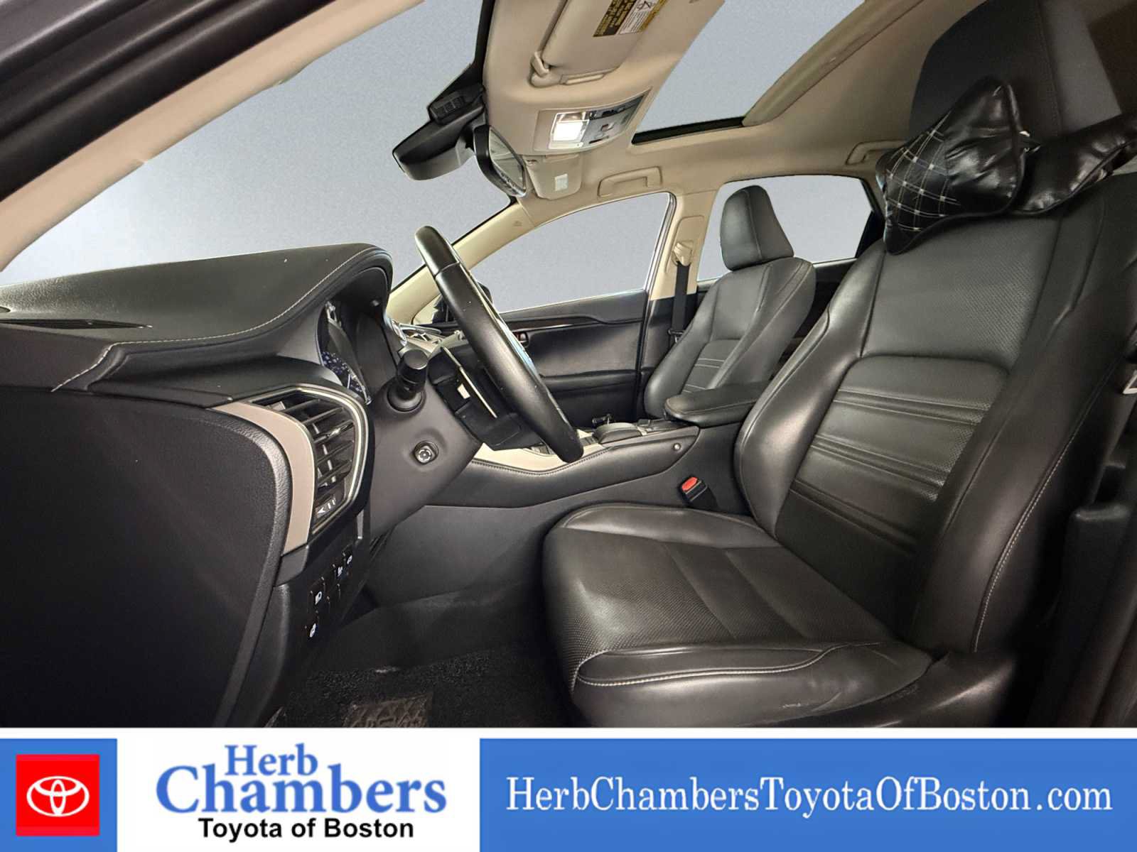 Used 2020 Lexus NX 300h AWD w/ Comfort Package image 7