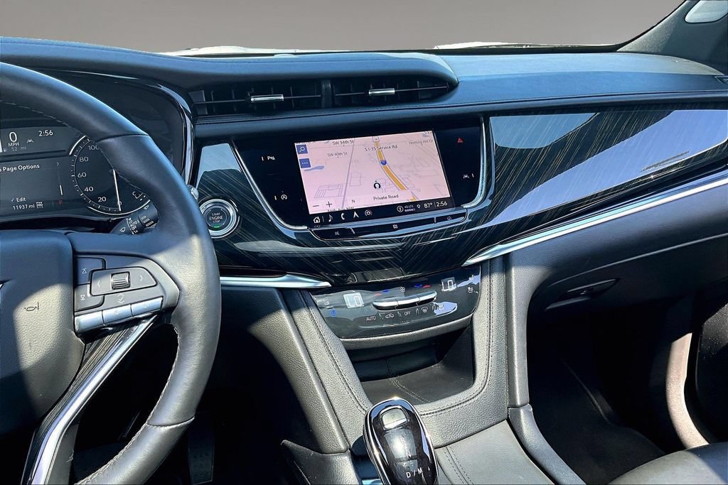 Certified 2025 Cadillac XT6 Premium Luxury AWD/4WD image 6