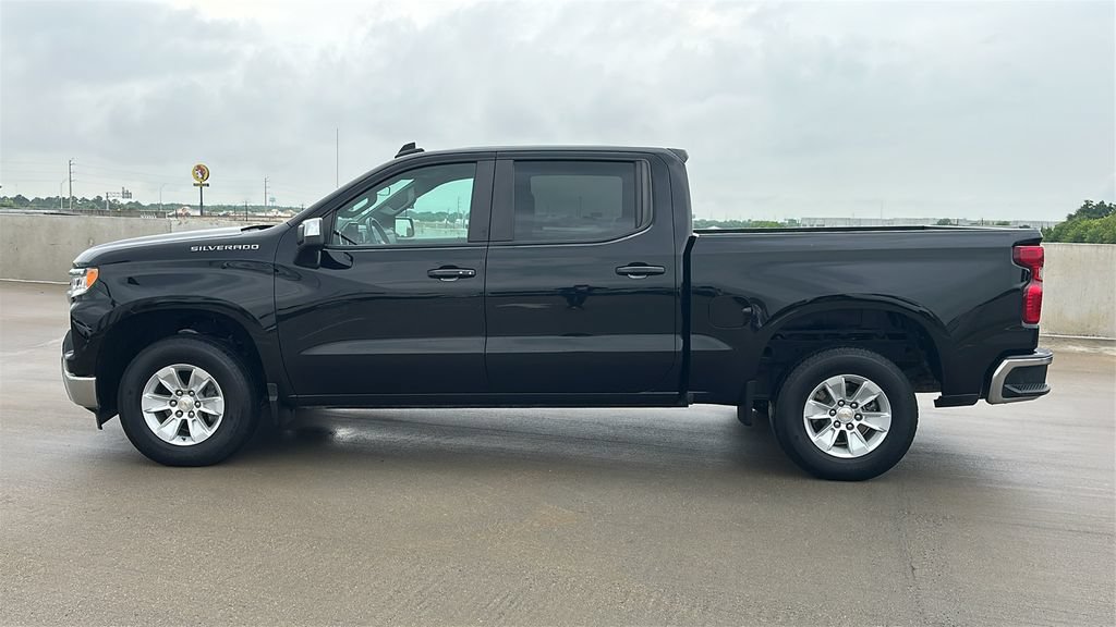 Used 2025 Chevrolet Silverado 1500 LT RWD image 9
