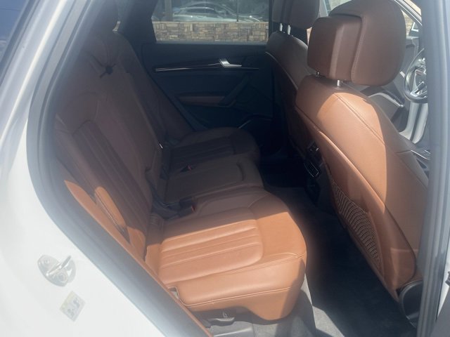 Used 2020 Audi Q5 2.0T Premium w/ Convenience Package image 34