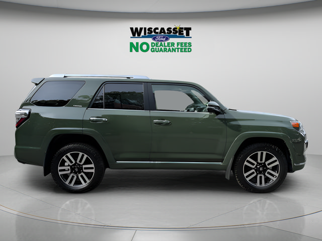Used 2022 Toyota 4Runner Limited AWD/4WD image 6