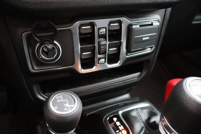New 2025 Jeep Gladiator Sport AWD/4WD image 22