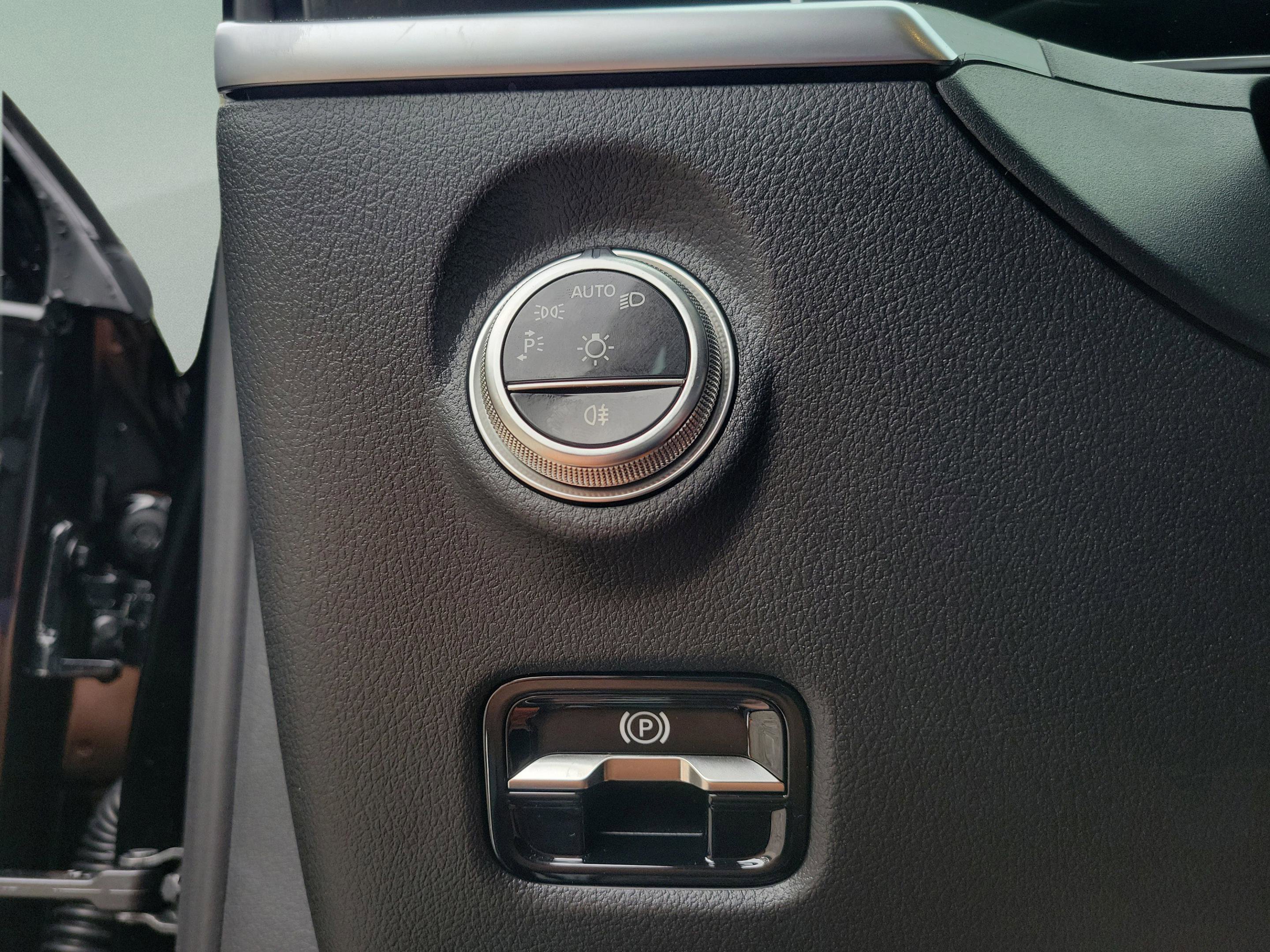 New 2026 Mercedes-Benz C 43 AMG 4MATIC Sedan image 20