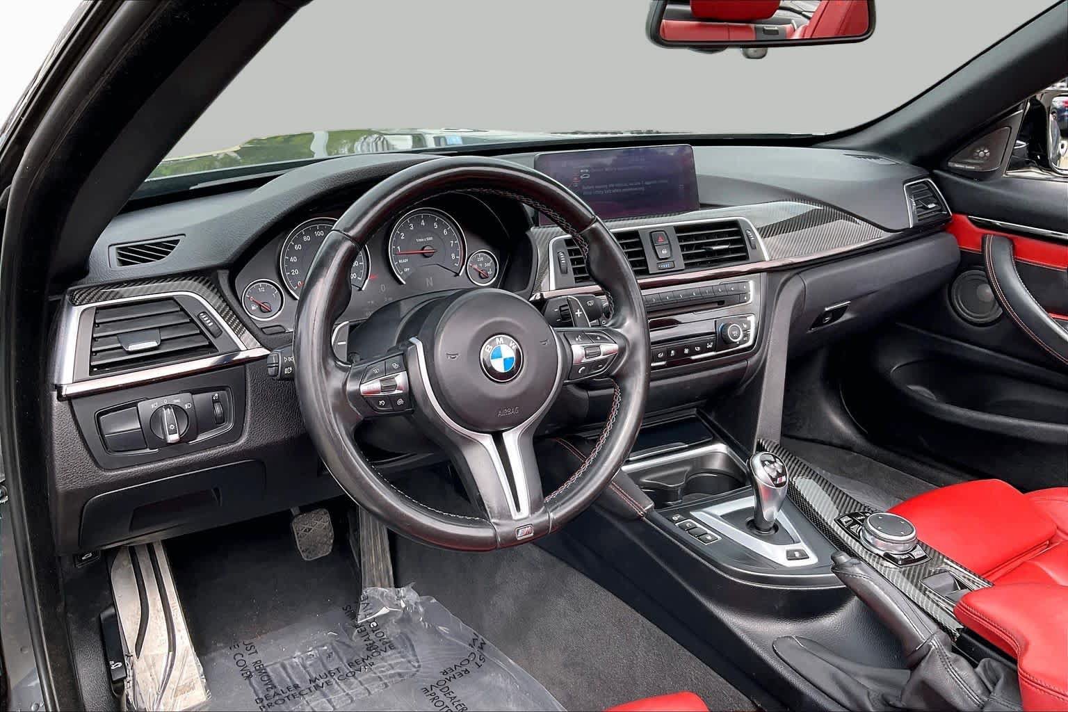 Used 2016 BMW M4 Convertible RWD image 16