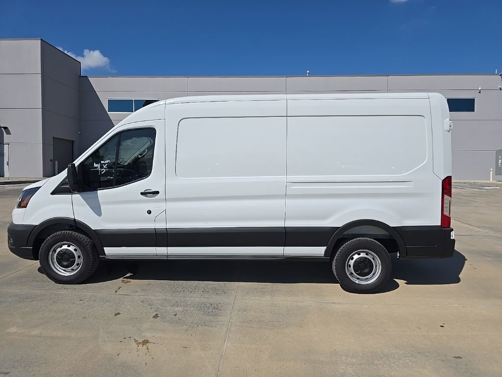 New 2025 Ford Transit 250 148 Medium Roof RWD image 5