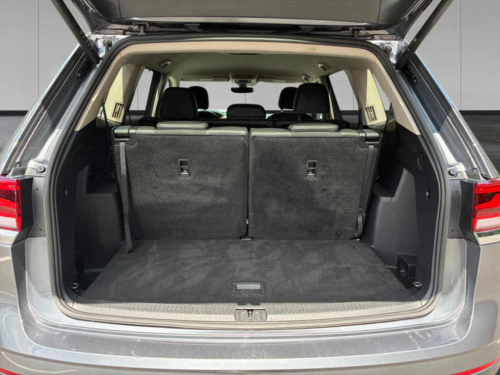 Used 2025 Volkswagen Atlas SE AWD/4WD image 19