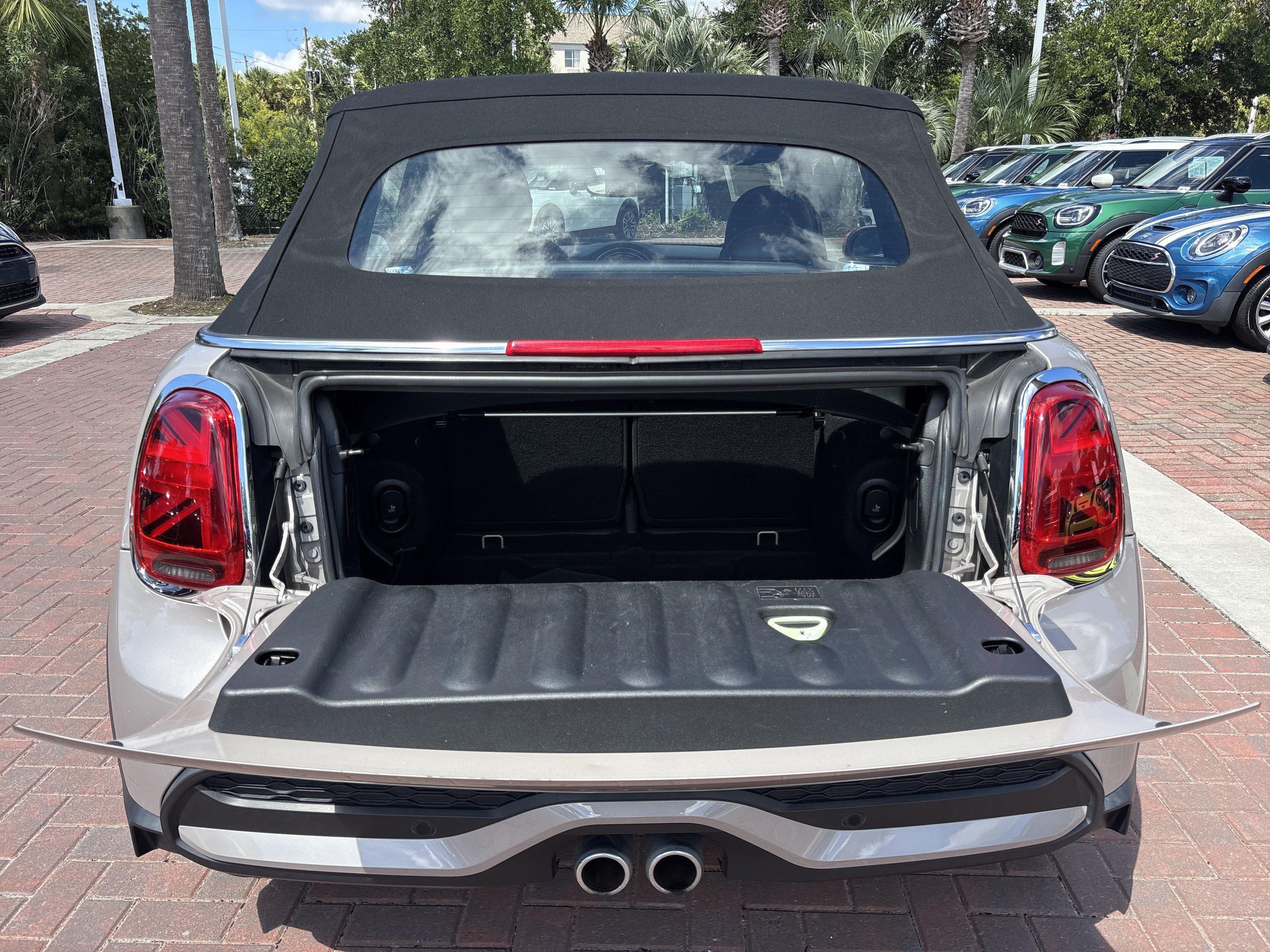 Certified 2024 MINI Cooper S FWD image 31