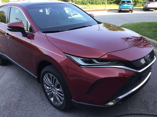 Used 2022 Toyota Venza Limited w/ Advanced Technology Package
