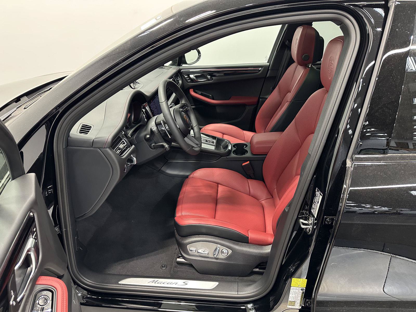 New 2026 Porsche Macan S AWD/4WD image 17