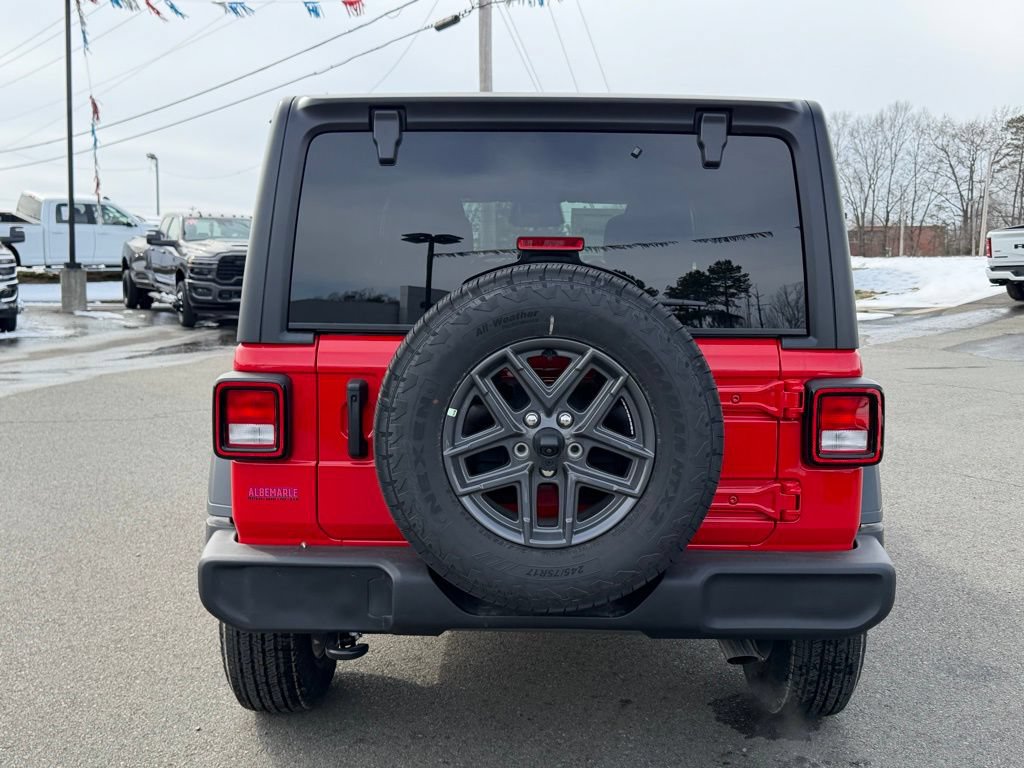 Used 2026 Jeep Wrangler Unlimited Sport AWD/4WD image 4
