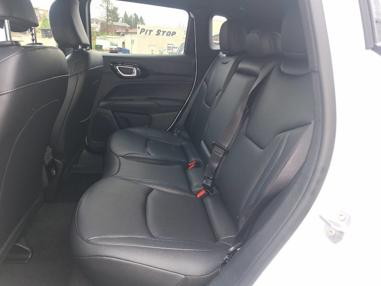 New 2026 Jeep Compass Limited image 17