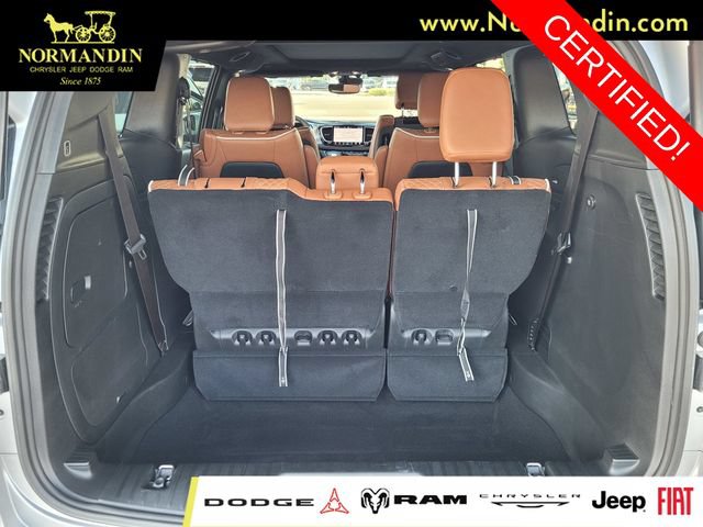Certified 2024 Chrysler Pacifica Pinnacle FWD image 19