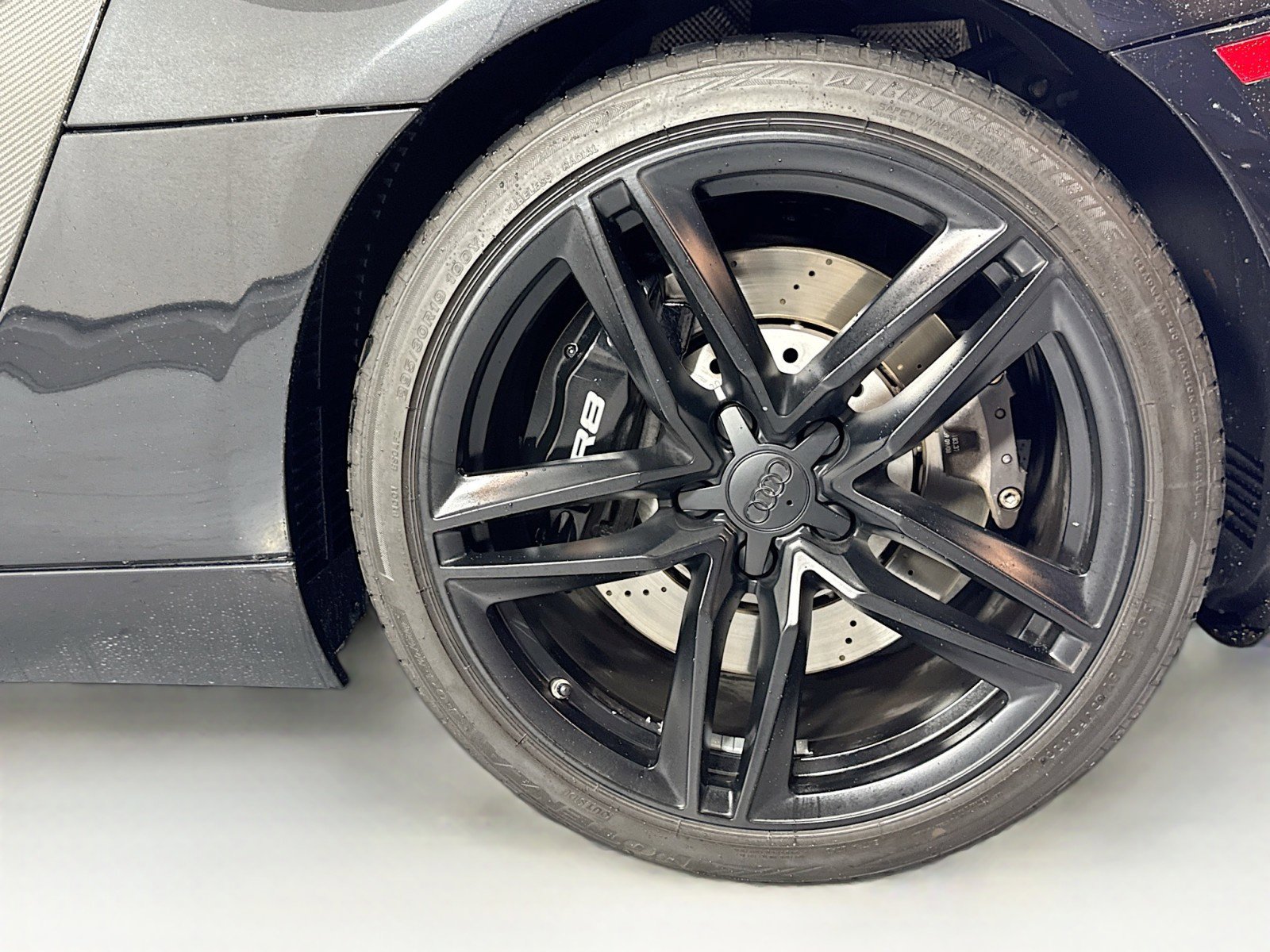 Used 2009 Audi R8 V8 image 25