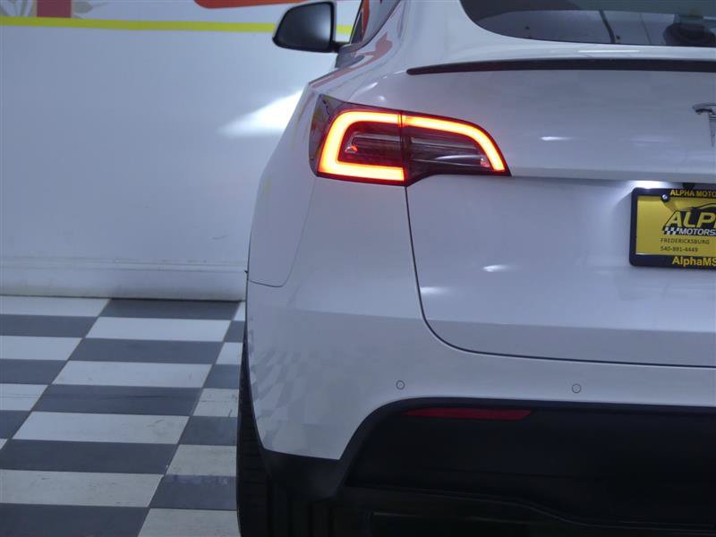 Used 2022 Tesla Model Y Performance AWD/4WD image 28