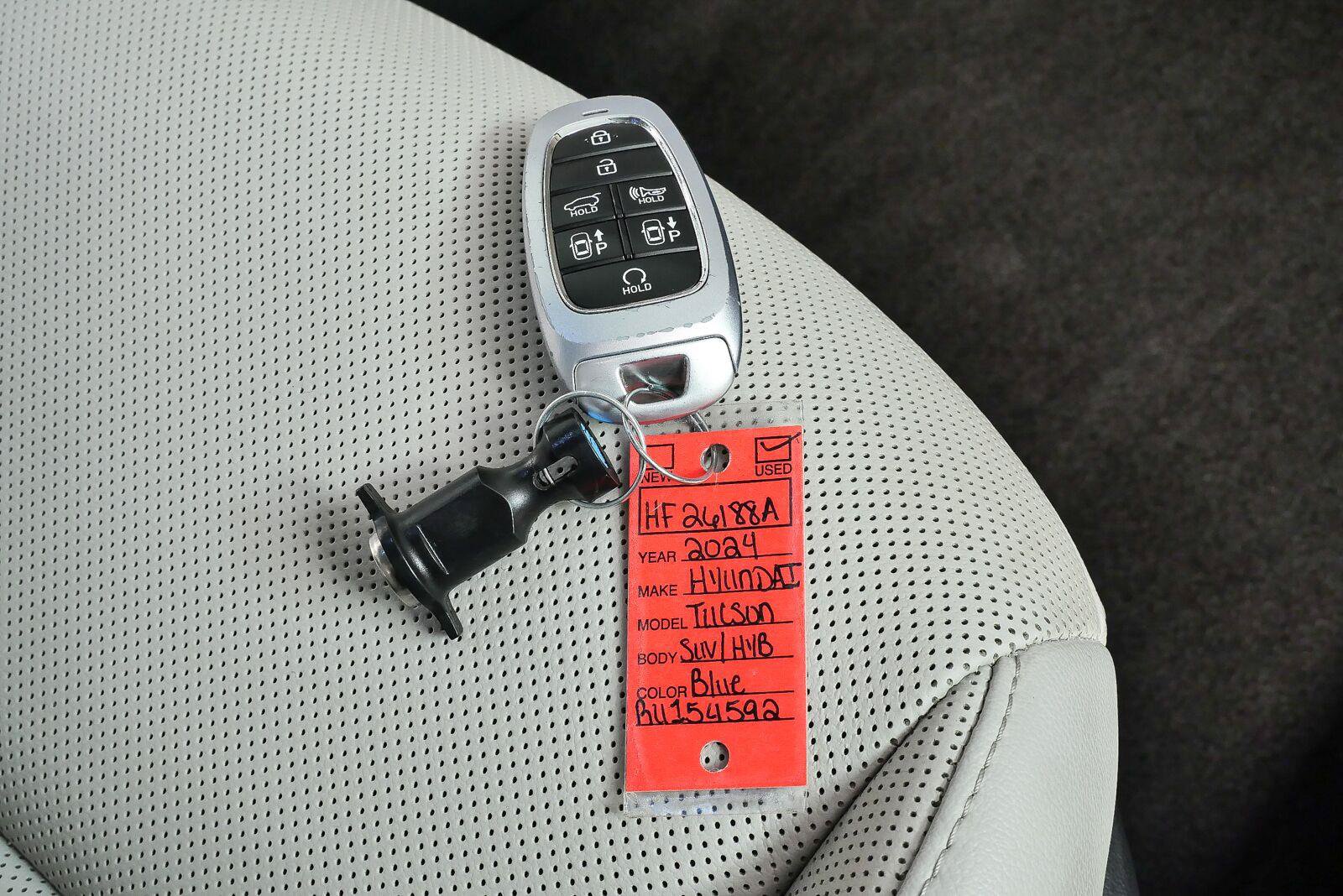 Used 2024 Hyundai Tucson Limited AWD/4WD image 45