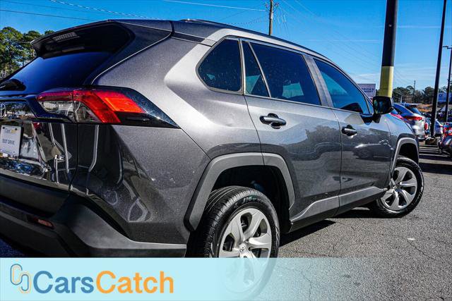 Used 2020 Toyota RAV4 LE image 6