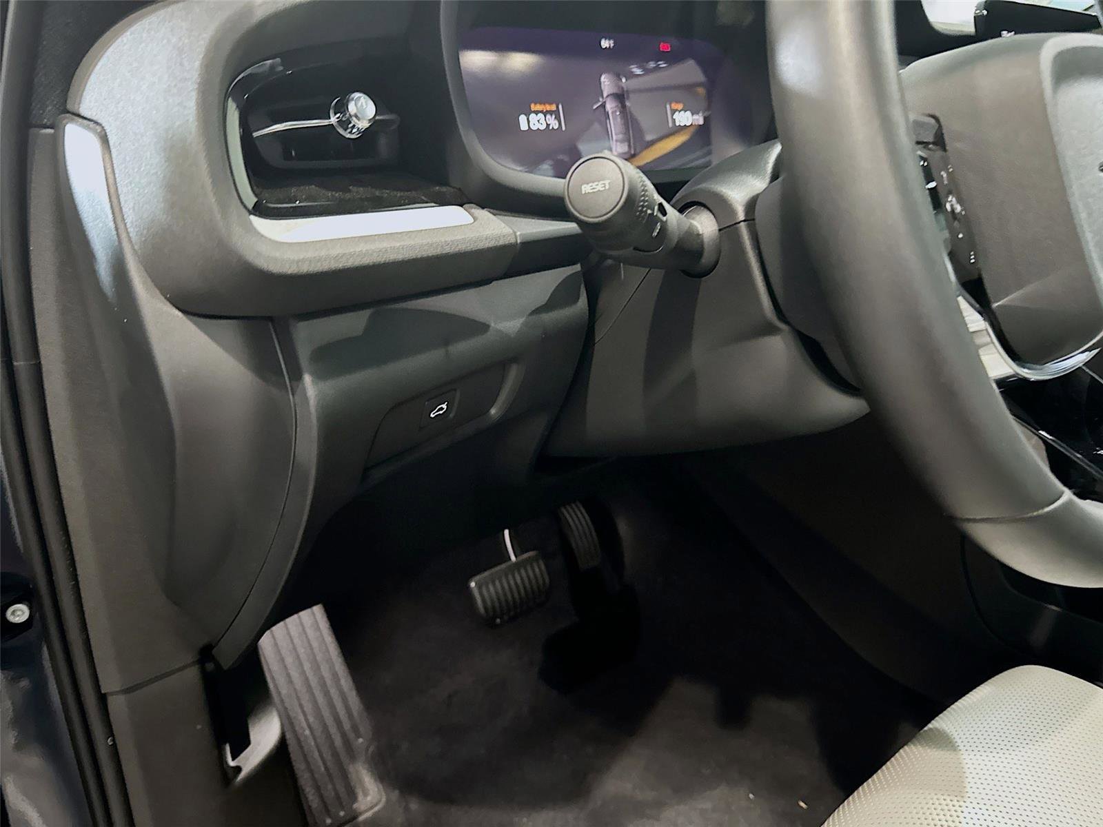 Used 2023 Polestar Polestar 2 Performance w/ Pilot Pack image 7