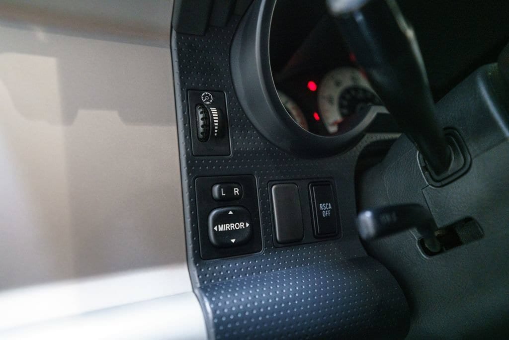 Used 2010 Toyota FJ Cruiser 4WD image 20