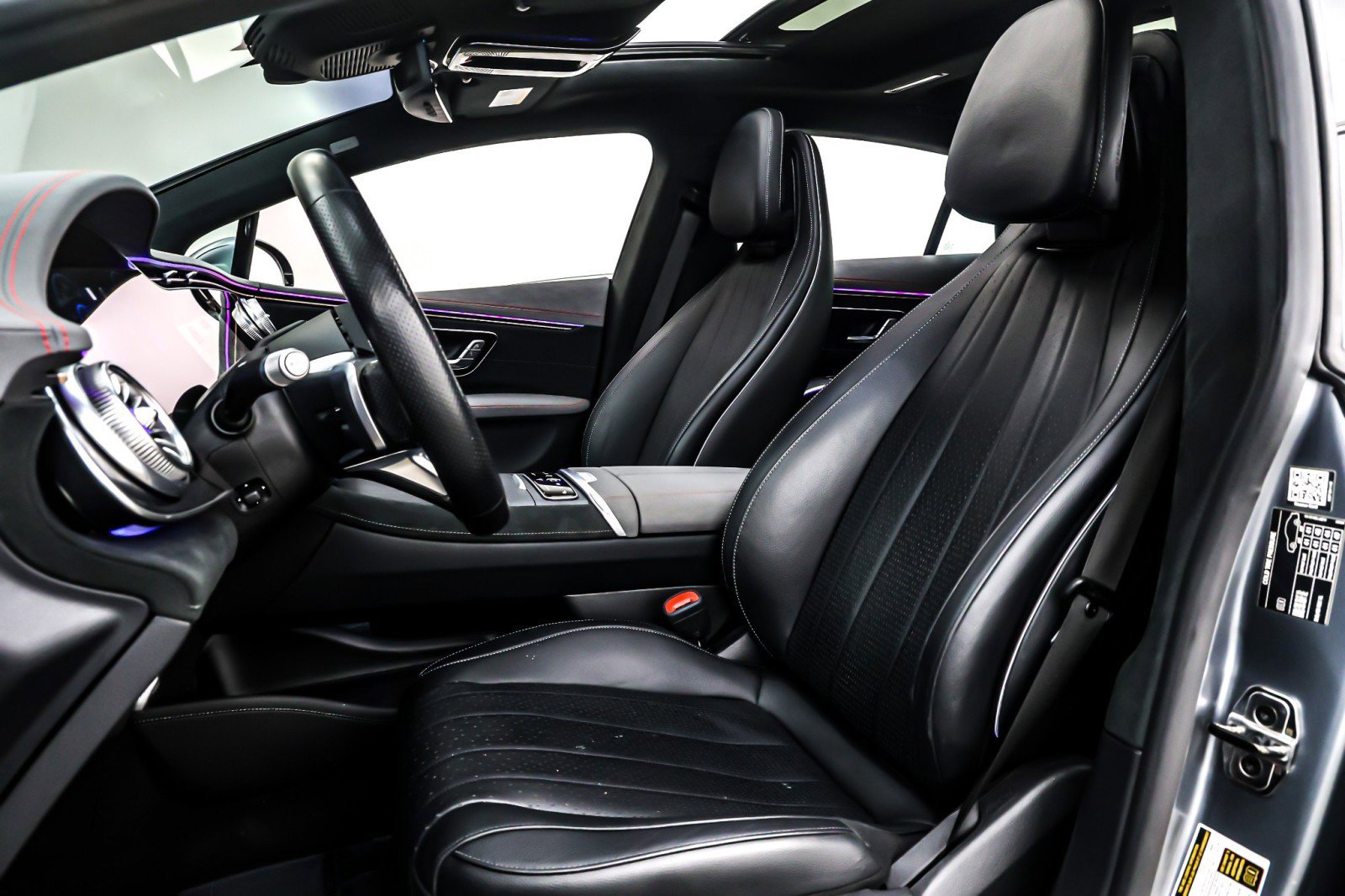 Used 2023 Mercedes-Benz EQS 580 4MATIC Sedan image 17