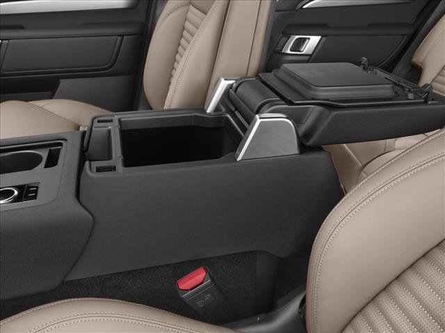 New 2026 Land Rover Discovery Limited Edition image 10