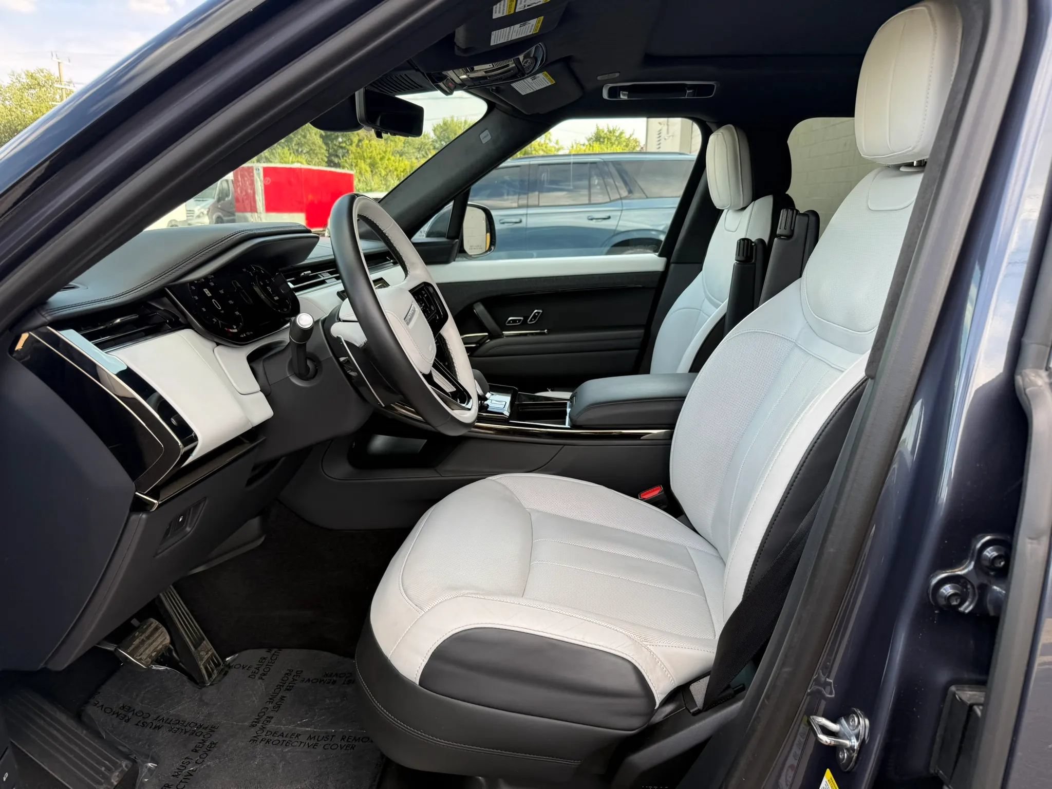 Used 2024 Land Rover Range Rover Sport Autobiography AWD/4WD image 19