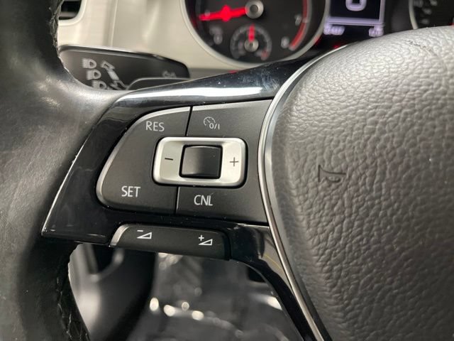 Used 2016 Volkswagen Golf S FWD image 16