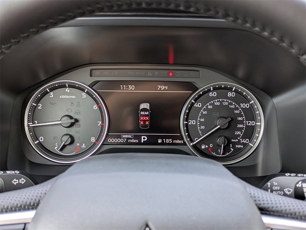 New 2025 Mitsubishi Outlander SE image 28