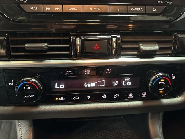 Used 2024 Nissan Pathfinder SV FWD image 20