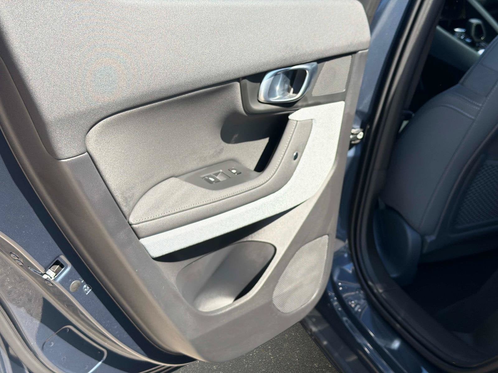 Used 2024 Polestar Polestar 2 RWD image 11