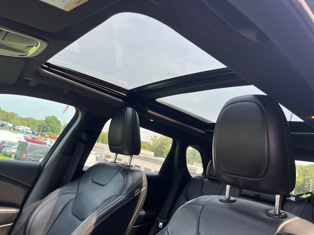 Certified 2021 Jeep Cherokee Latitude Lux 80th Anniv w/ Quick Order Package 2YU 80th AWD/4WD image 13
