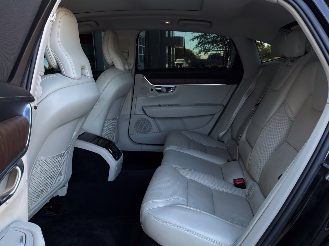 Used 2022 Volvo S90 B6 Inscription w/ Advanced Package AWD/4WD image 14