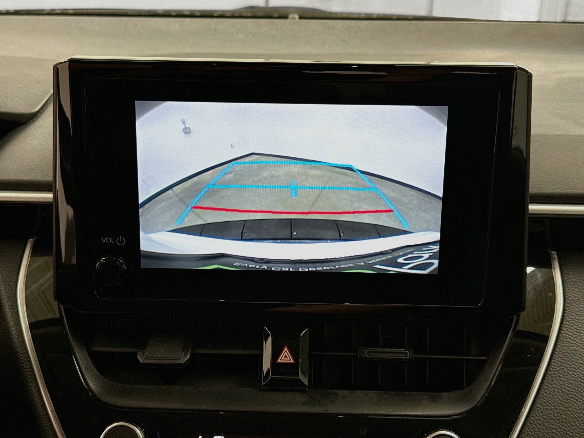 Used 2025 Toyota Corolla LE FWD image 21