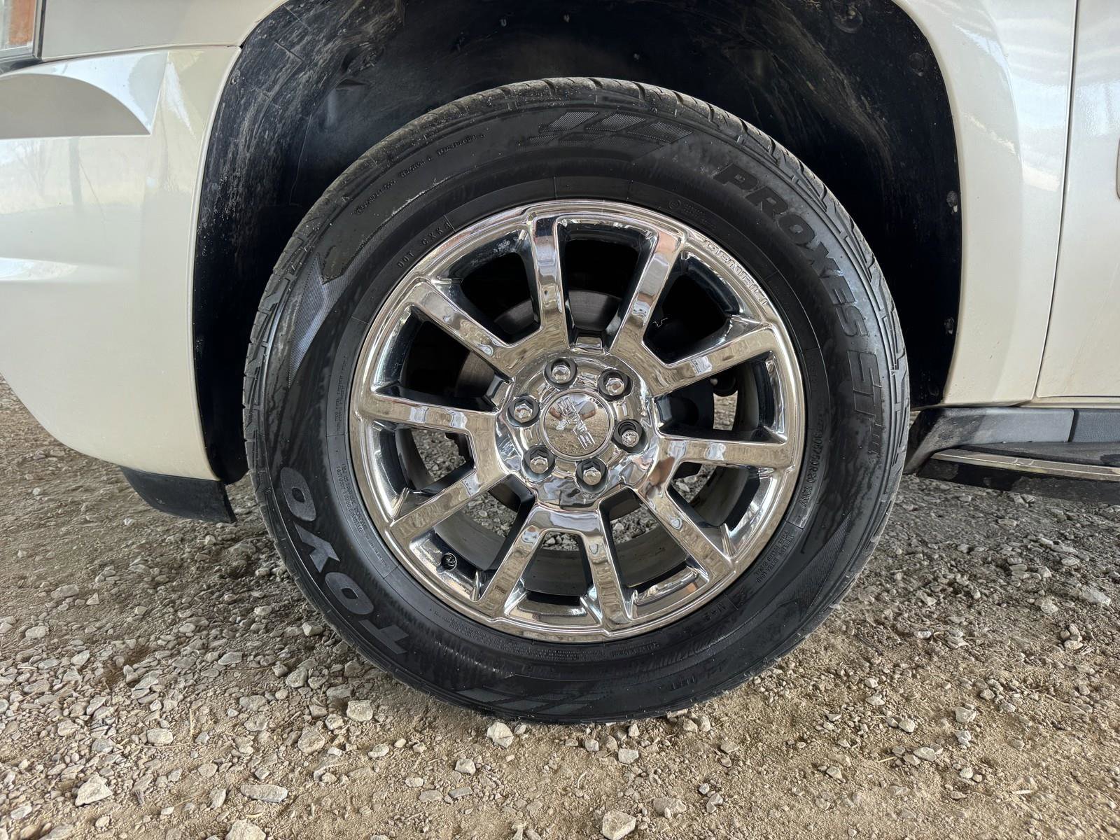 Used 2012 GMC Yukon Denali image 44