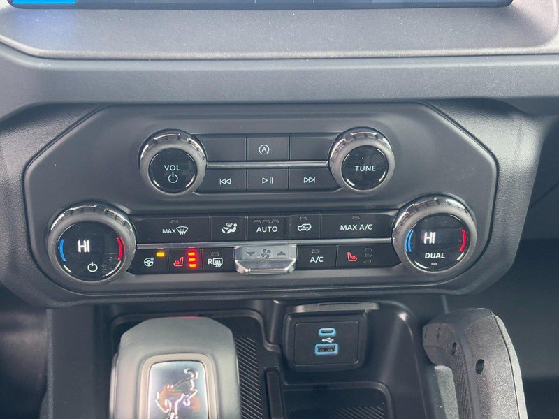 New 2025 Ford Bronco Badlands AWD/4WD image 17
