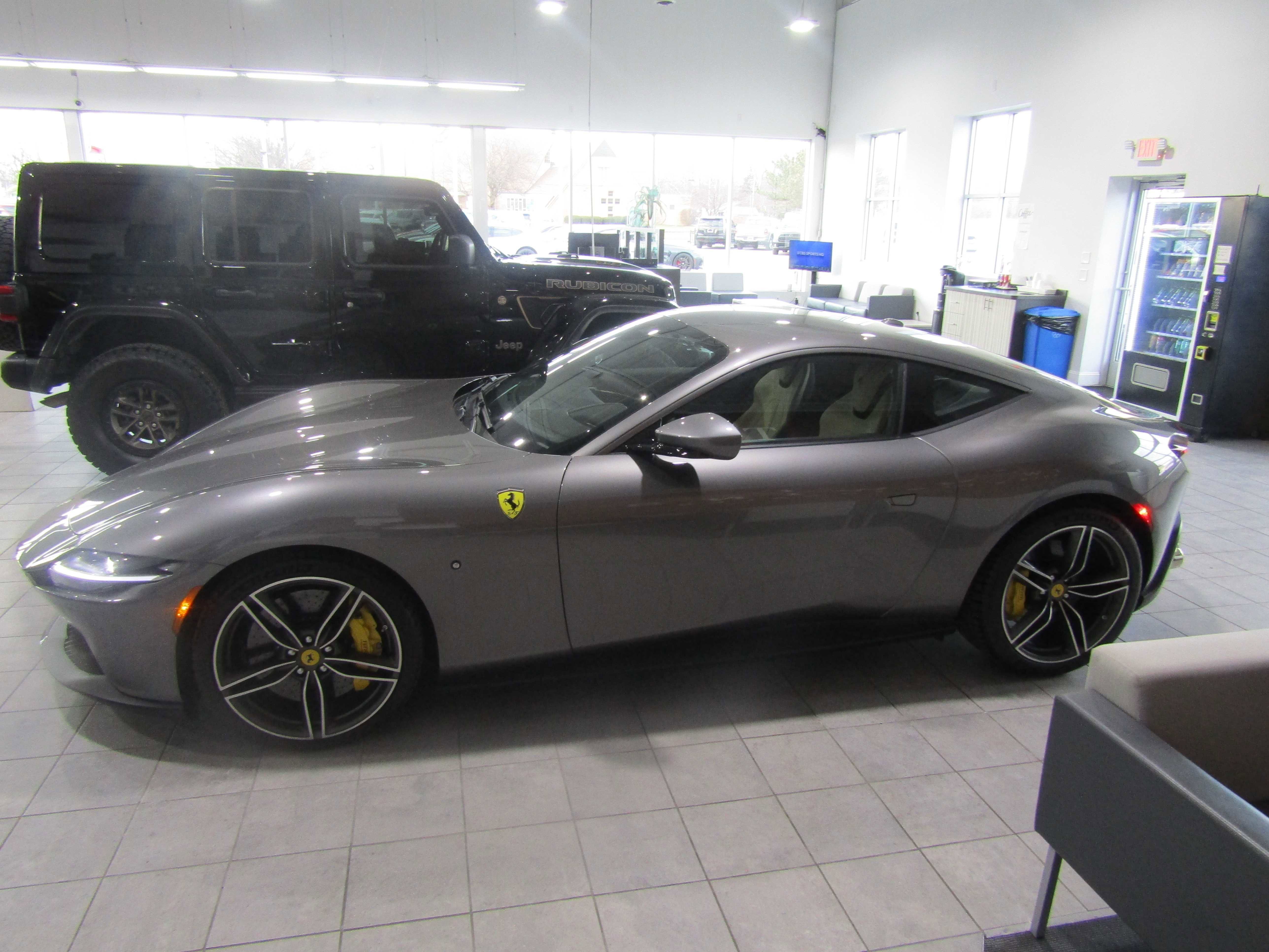 Used 2023 Ferrari Roma image 1