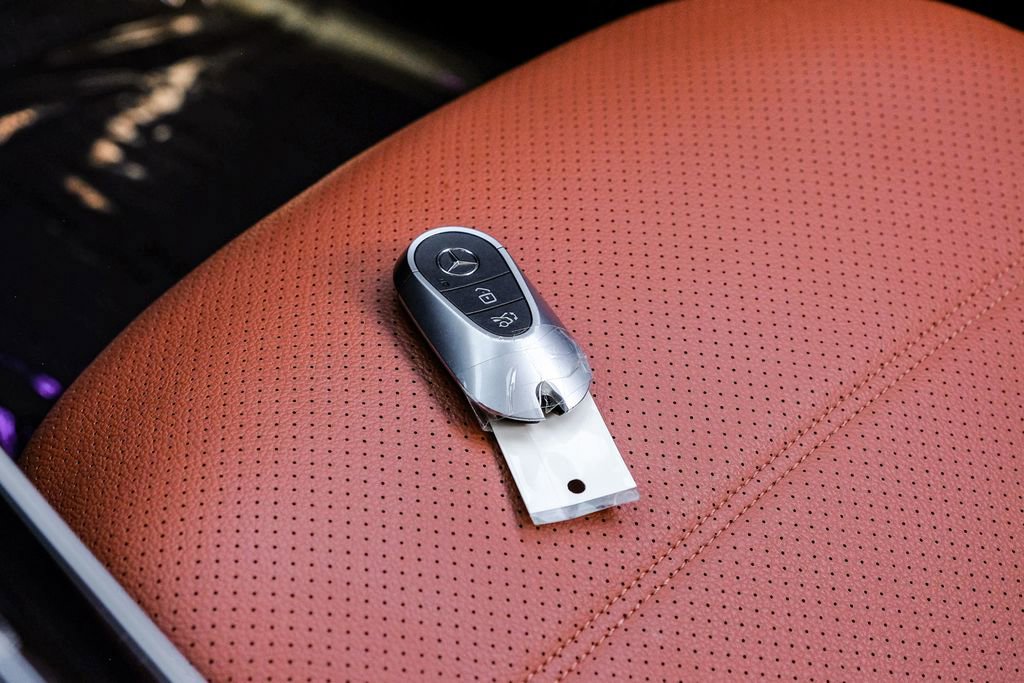 Used 2023 Mercedes-Benz GLC 300 GLC 300 image 65